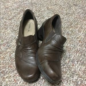 Woman’s Michel M. Shoes brown size 10 low heel